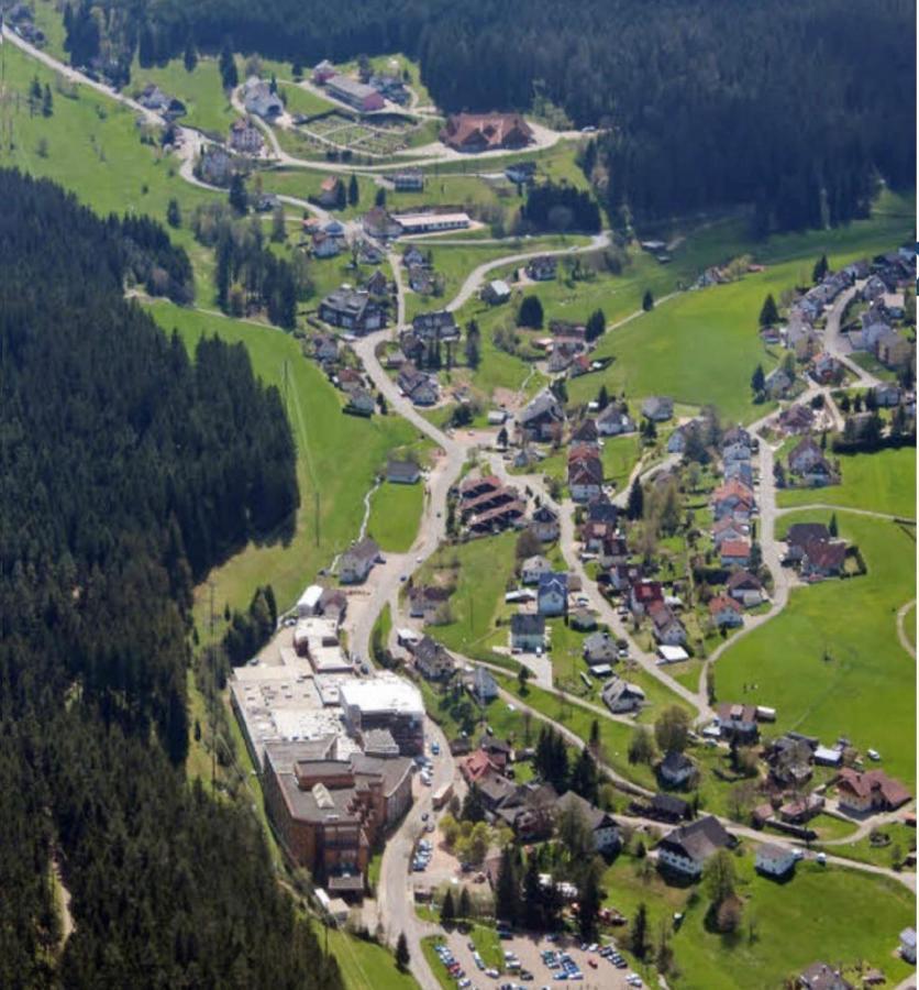 Hotel Charlott Eisenbach  Buitenkant foto