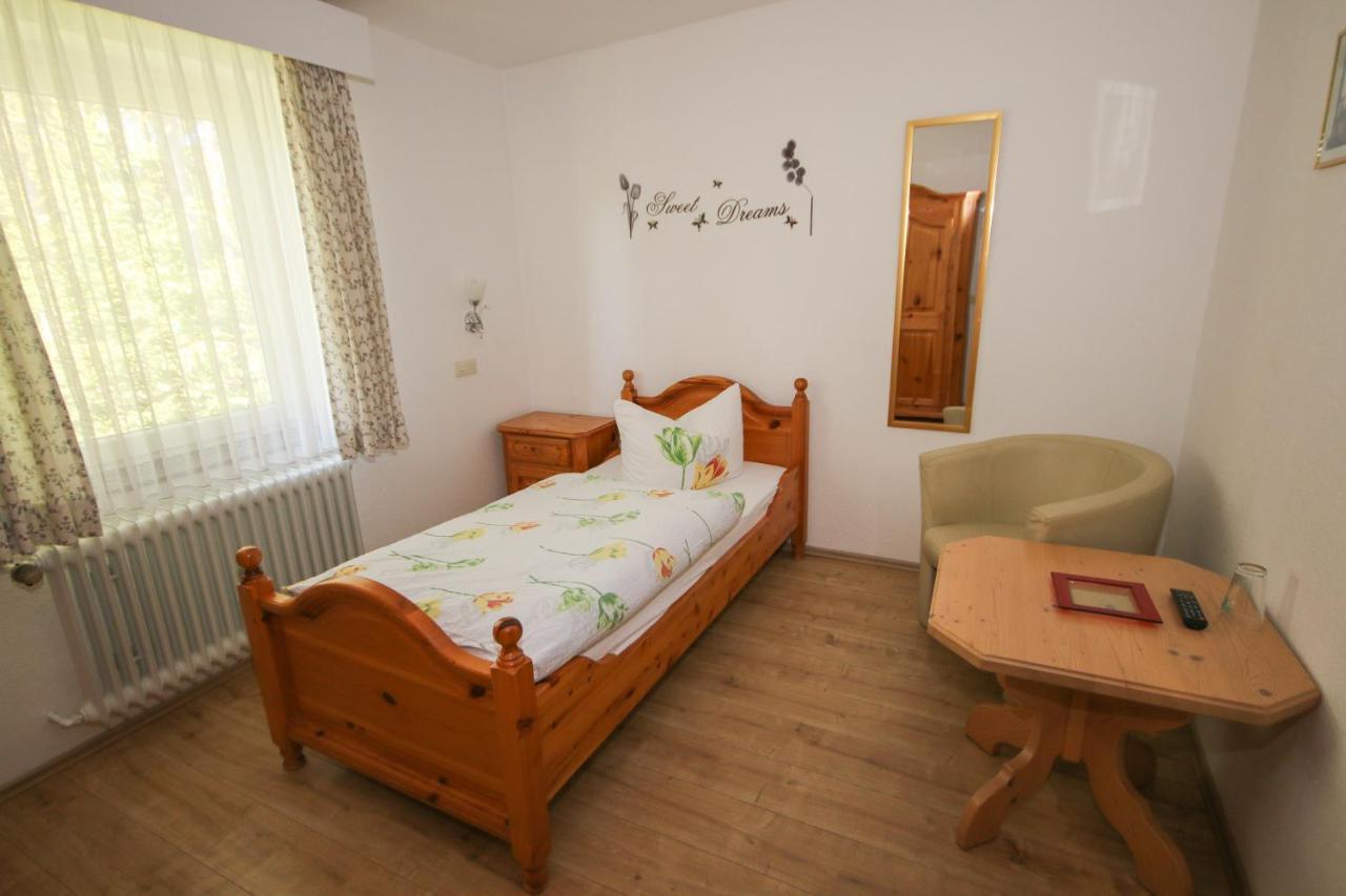Hotel Charlott Eisenbach  Buitenkant foto